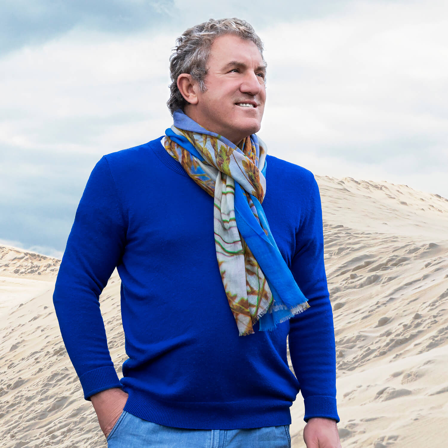 dune grass wool cashmere man scarf with blue jumper
